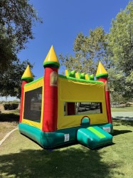 IMG 2717 1755476151 Magic Castle 15x15 – Bounce House