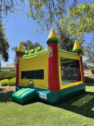 IMG 2723 1755476151 Magic Castle 15x15 – Bounce House